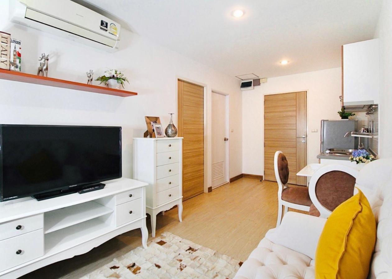 Town Sukhumvit 71 Apartment Bangkok Ngoại thất bức ảnh