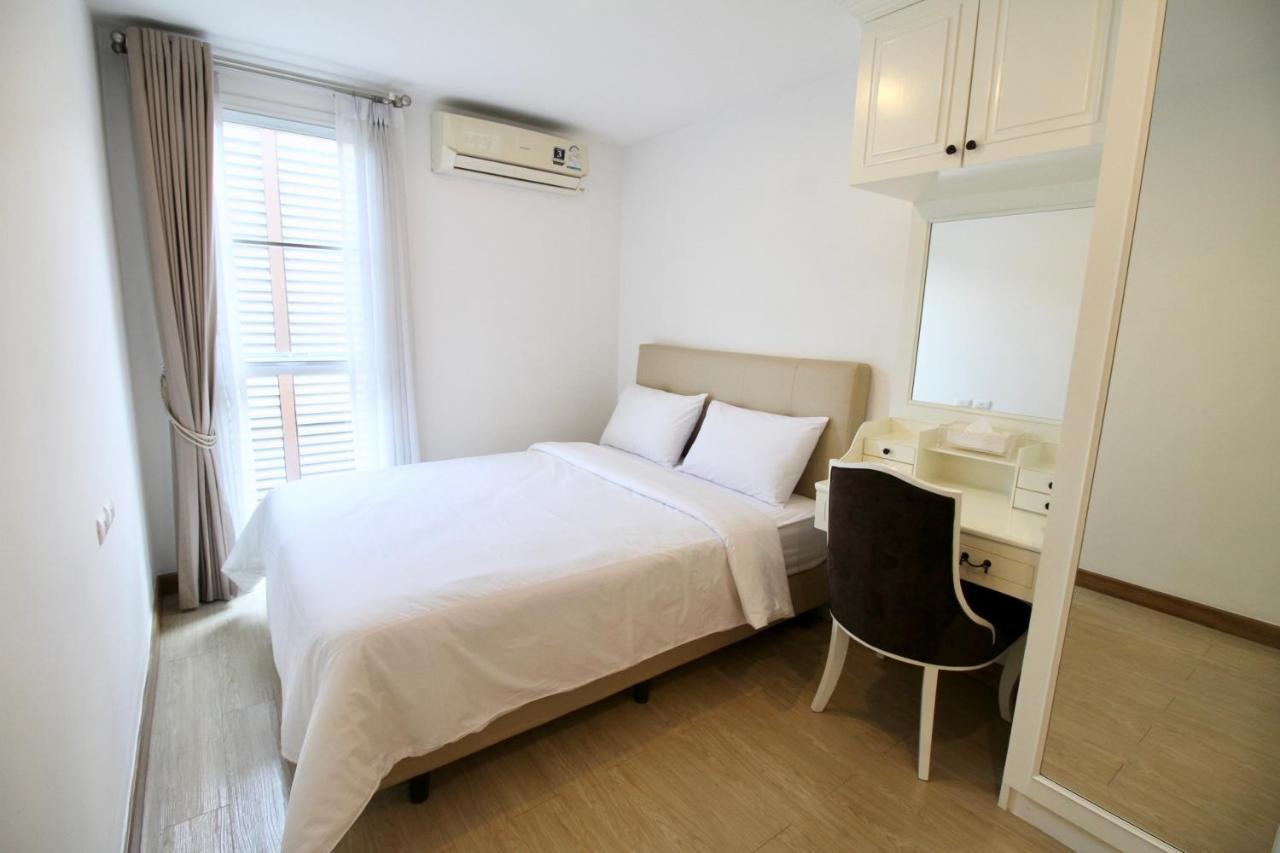 Town Sukhumvit 71 Apartment Bangkok Ngoại thất bức ảnh