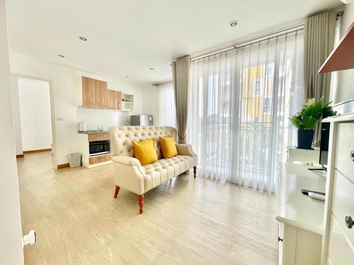 Town Sukhumvit 71 Apartment Bangkok Ngoại thất bức ảnh