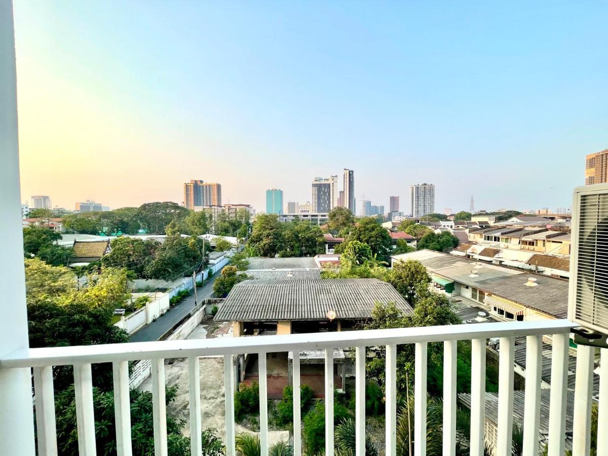 Town Sukhumvit 71 Apartment Bangkok Ngoại thất bức ảnh