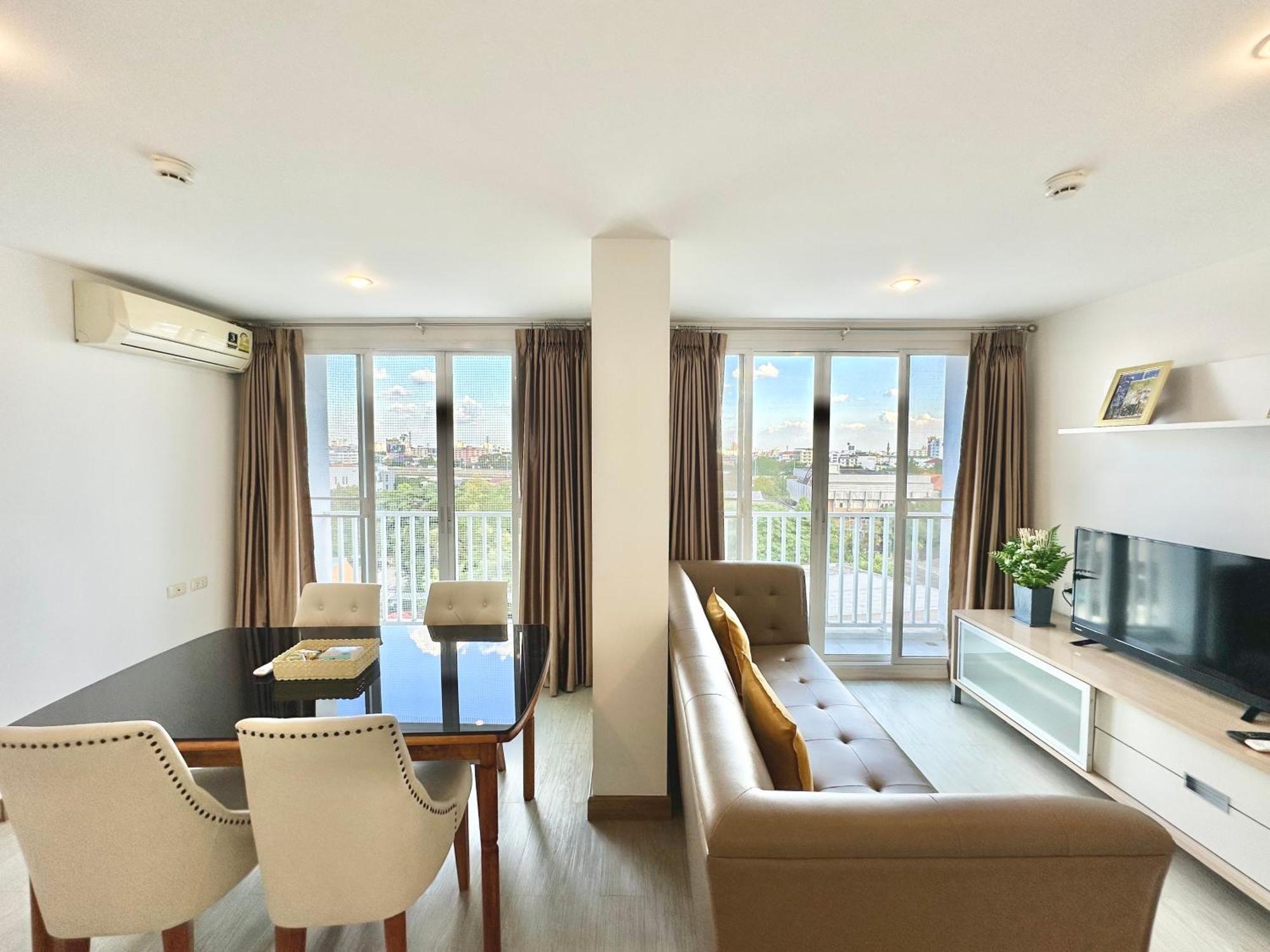 Town Sukhumvit 71 Apartment Bangkok Ngoại thất bức ảnh