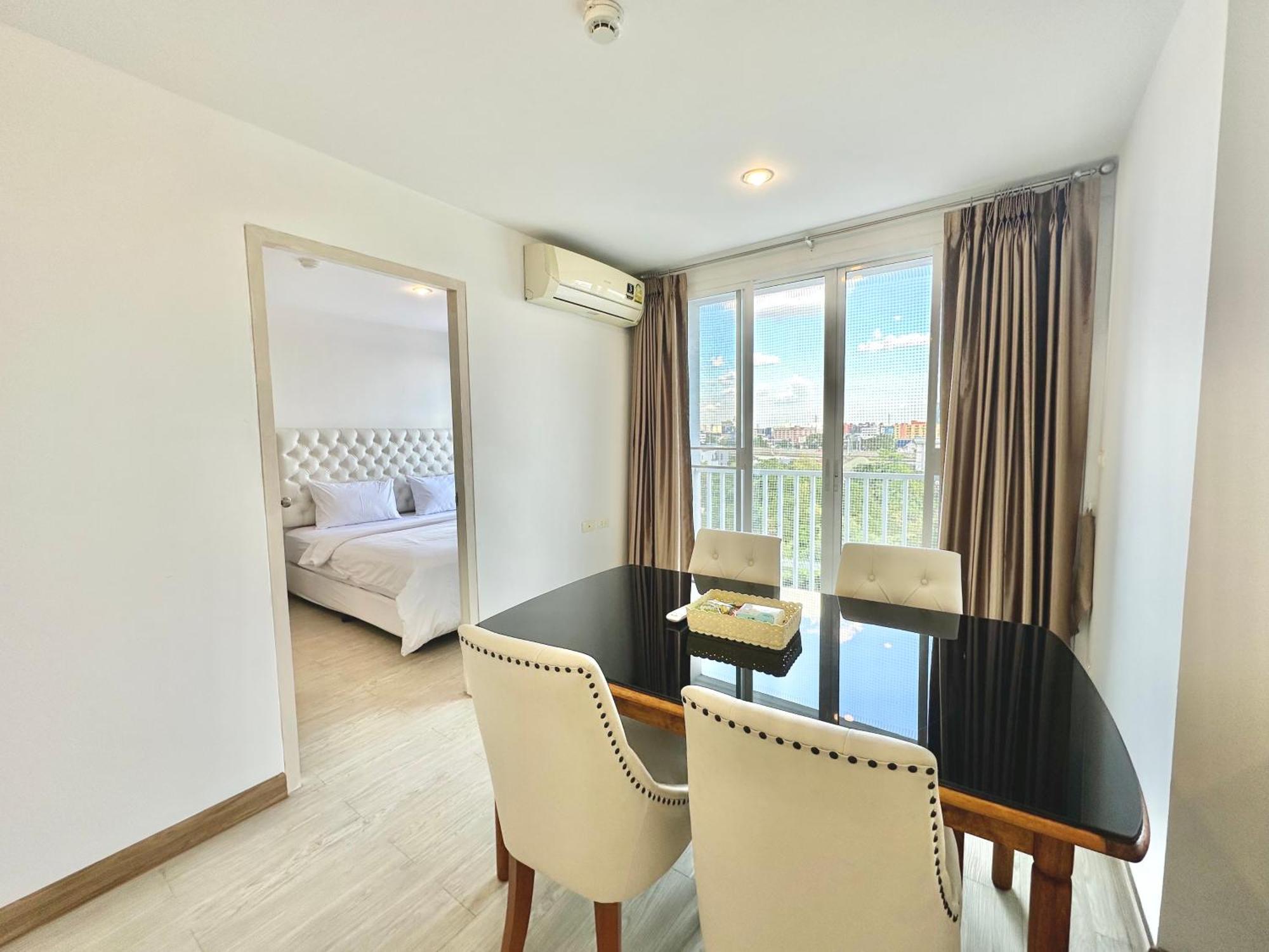 Town Sukhumvit 71 Apartment Bangkok Ngoại thất bức ảnh
