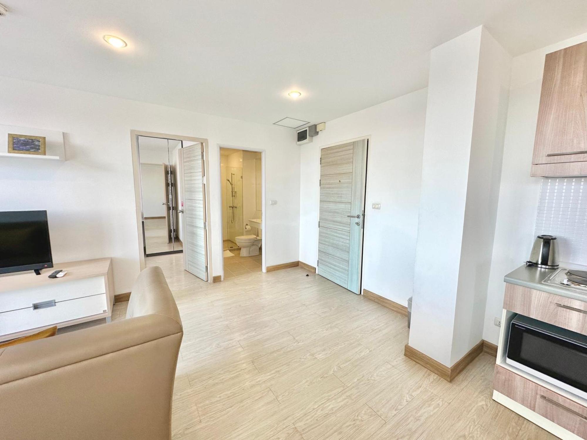 Town Sukhumvit 71 Apartment Bangkok Ngoại thất bức ảnh