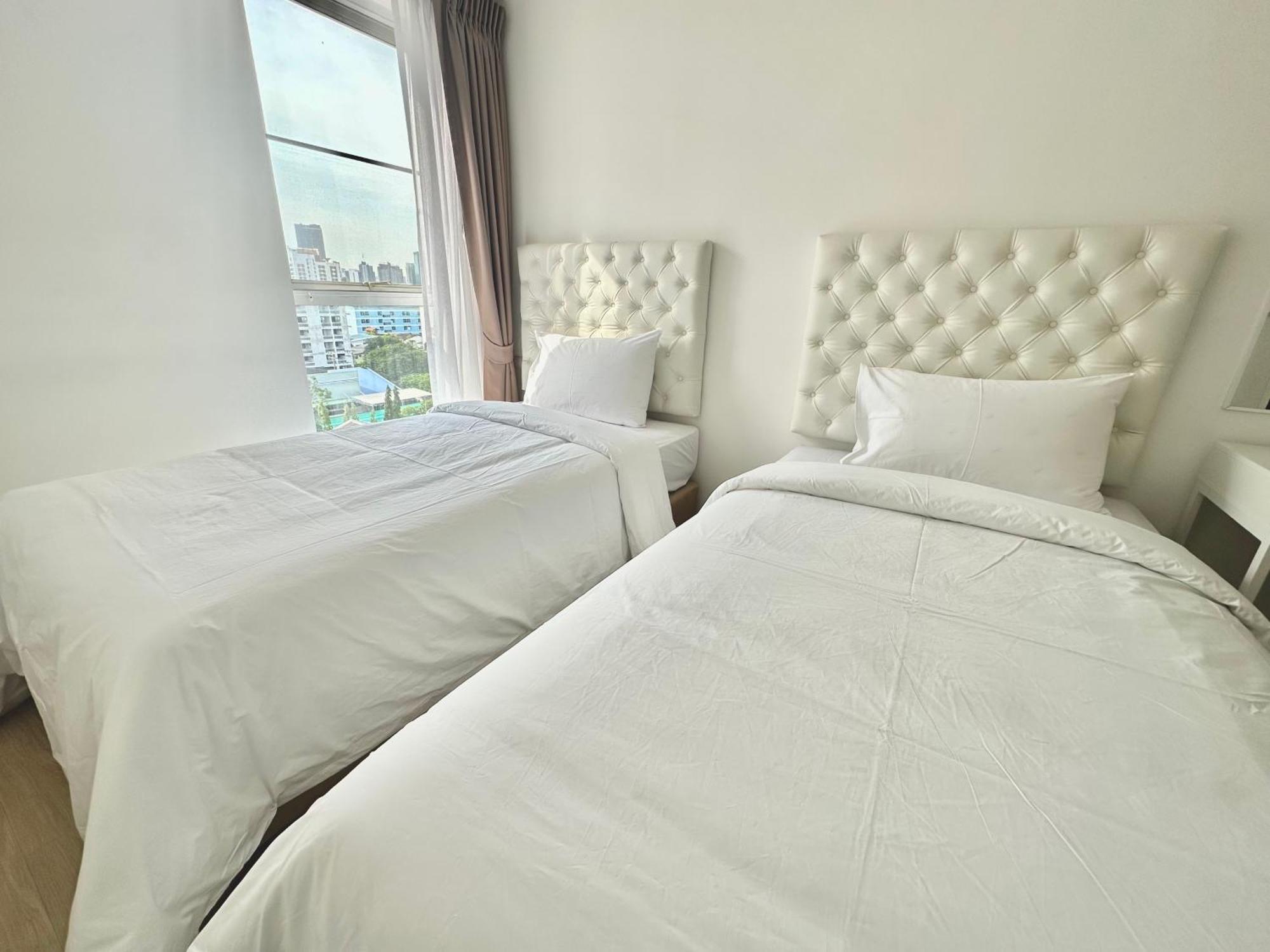 Town Sukhumvit 71 Apartment Bangkok Ngoại thất bức ảnh
